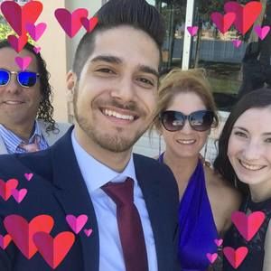 Meet your Posher, Ani